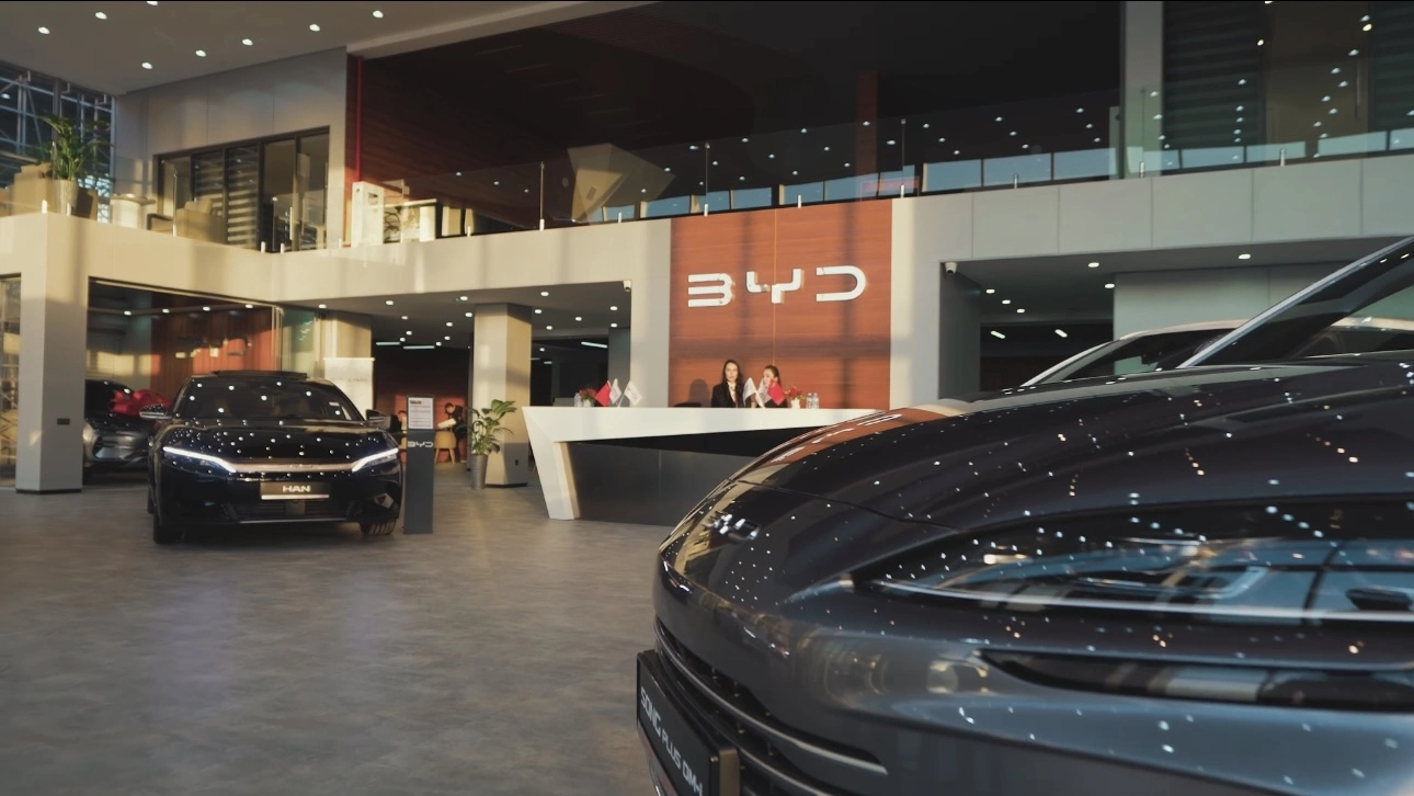Автосалон BYD после реконструкции